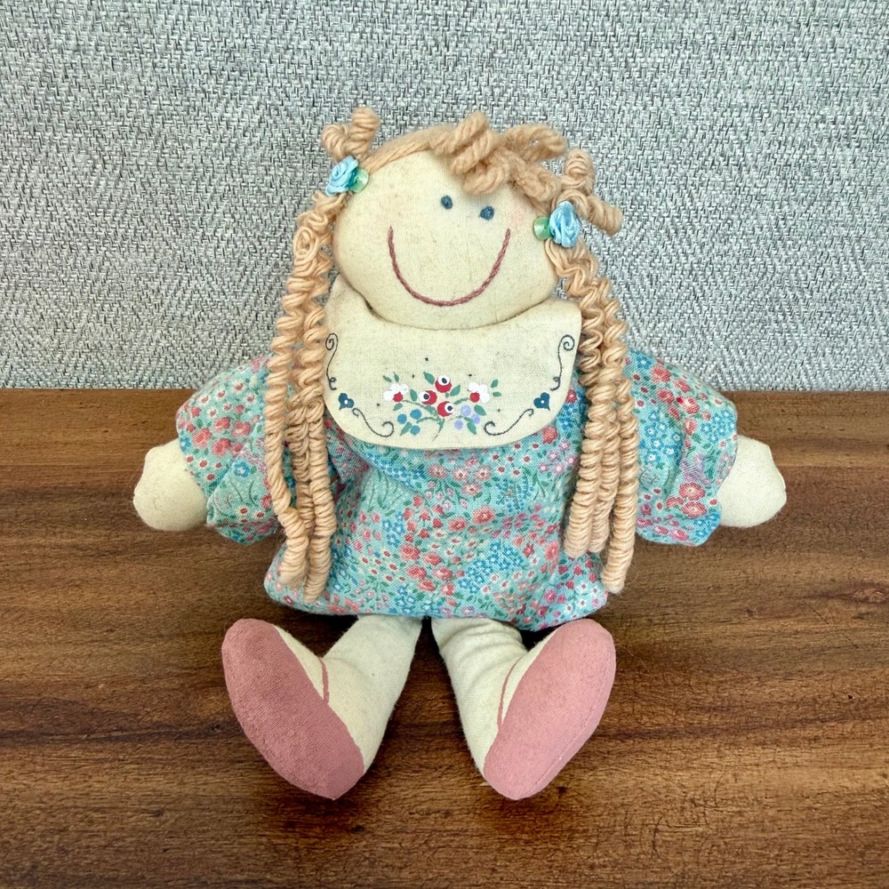 Vintage 1989 Handmade Hand Painted Gina Marie Curls Rag Doll Floral Dress Signed